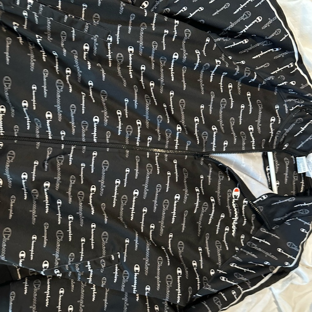 Champion Women’s Used US 2xl Black Logo Jacket